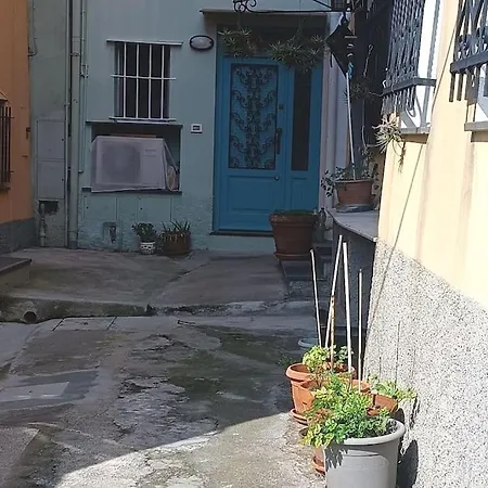 Casa Anna بورجيو فيريزي
